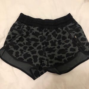Lululemon Leopard Run Shorts Size 8